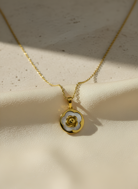 The Bloom Pendant